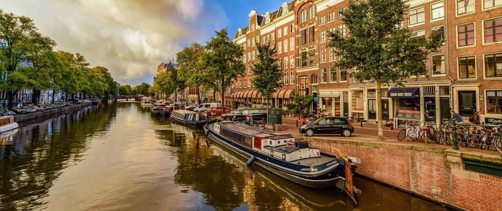 Best Amsterdam City Tours for Families