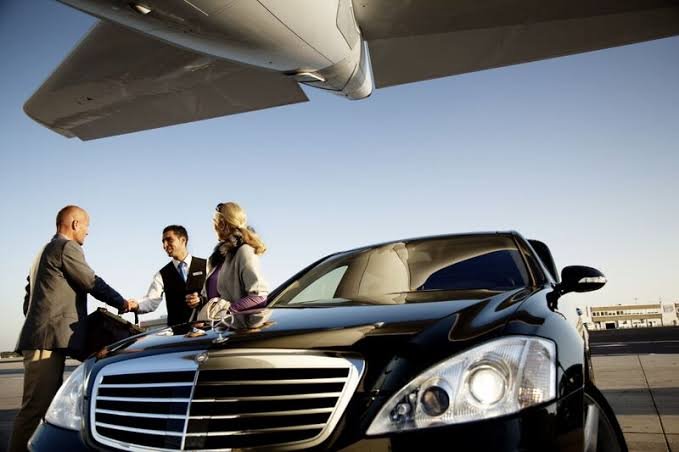 Luxury Airport Transfers for International Travelers: Why the Journey Matters