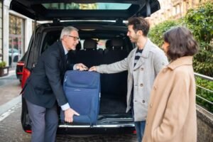 Why Business Travelers Choose Private Airport Transfers Over Taxis